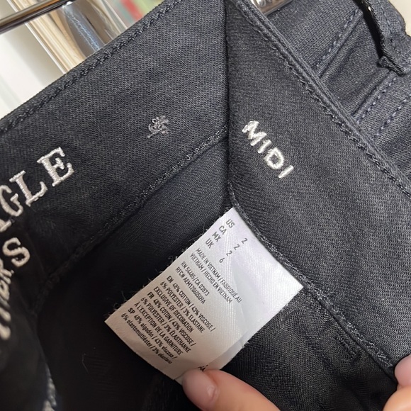 American eagle shorts - Picture 2 of 3